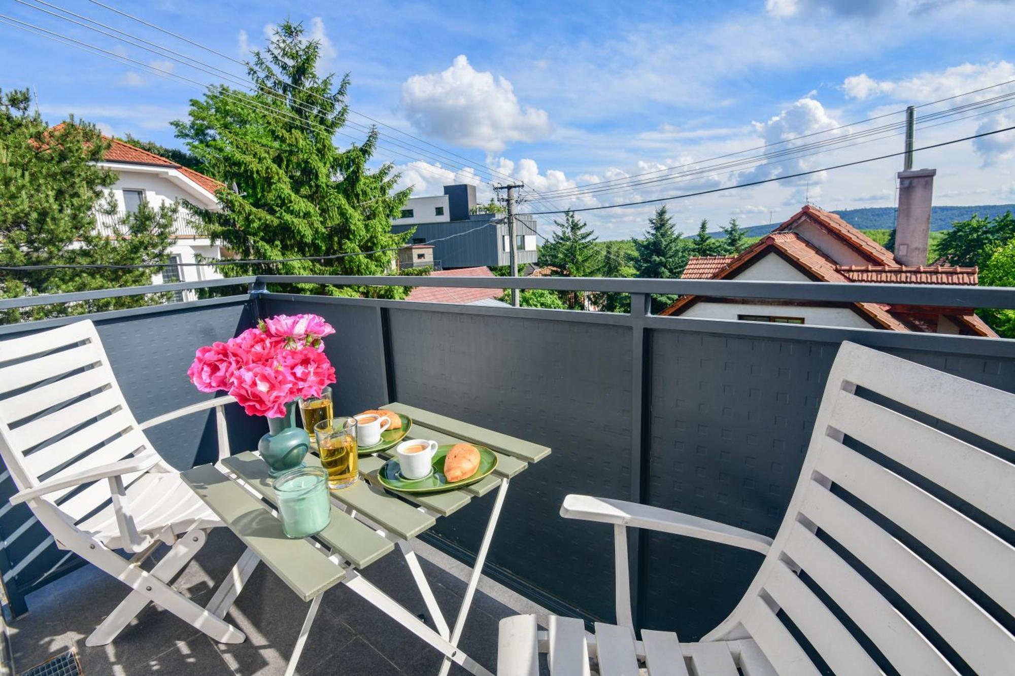 Rosemary Apartment Bratislava Esterno foto